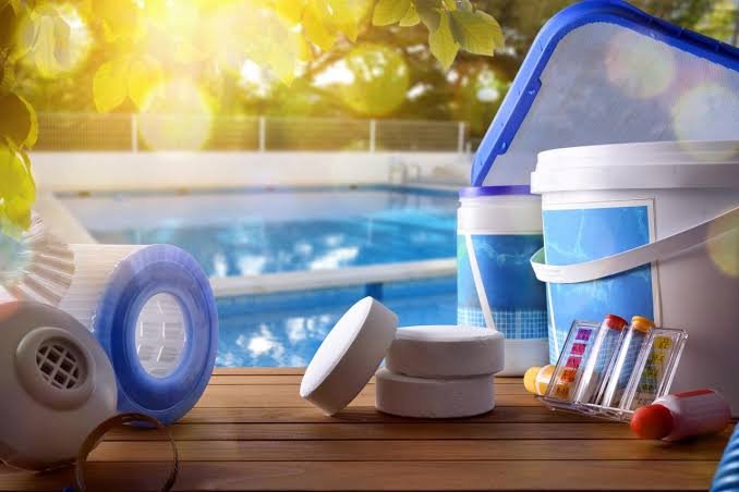 Analyse et contrôle de l'eau de piscine